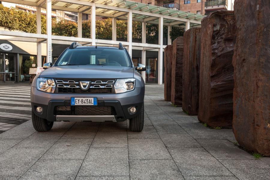  Dacia Duster Titan 2014 года  (IT) (фото 20 из 43)